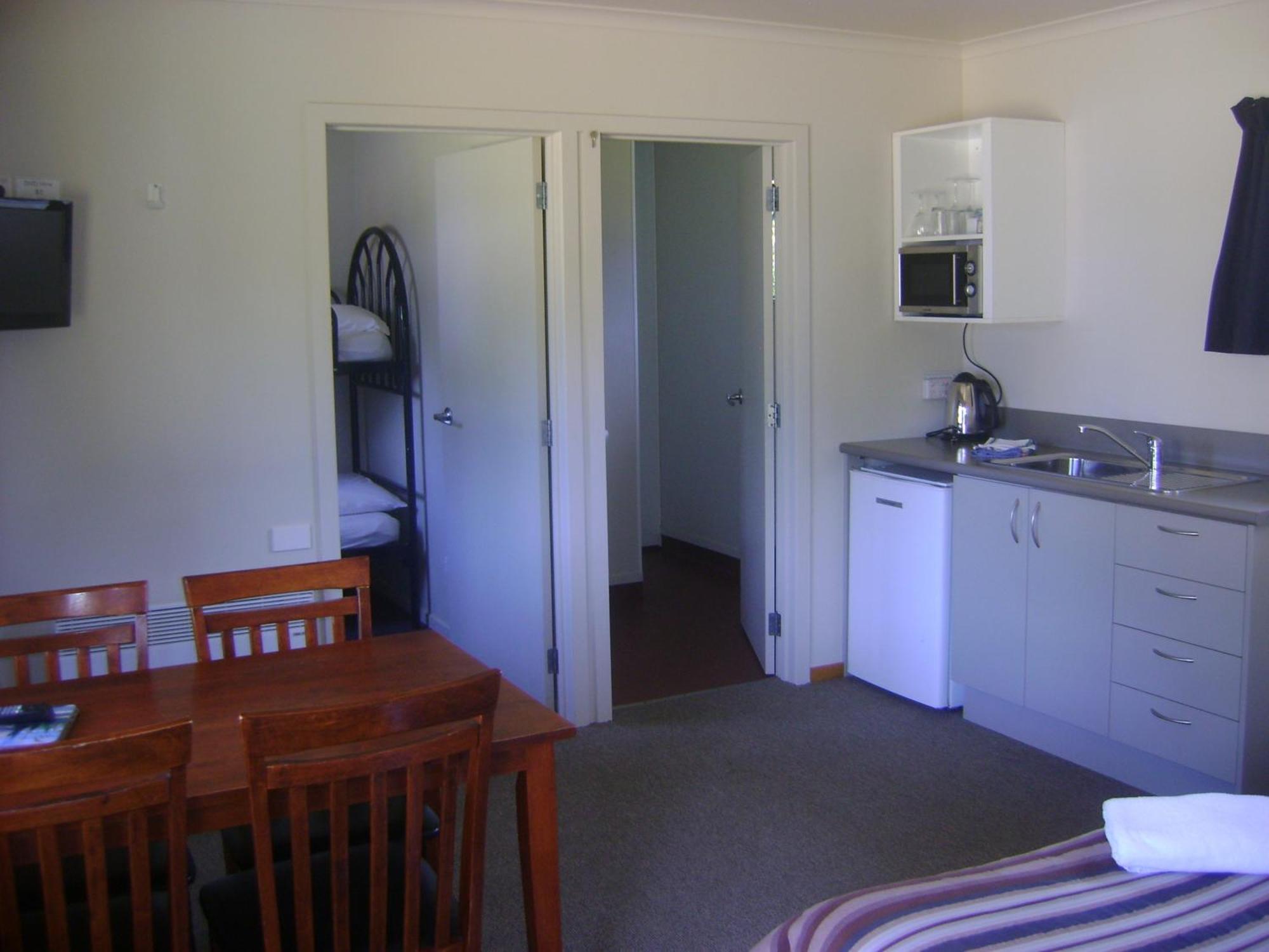 Catlins Newhaven Holiday Park Owaka Værelse billede